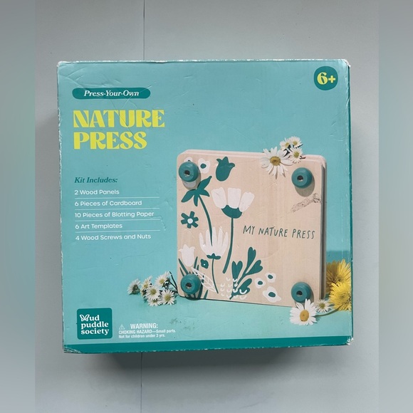 Mud Puddle Society Nature Press
Garden Art Kit - Picture 4 of 5